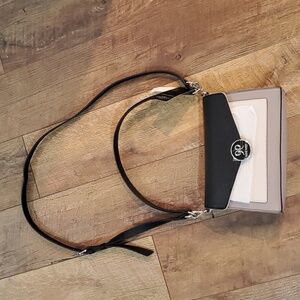 Nine West small Black and Cream Bag